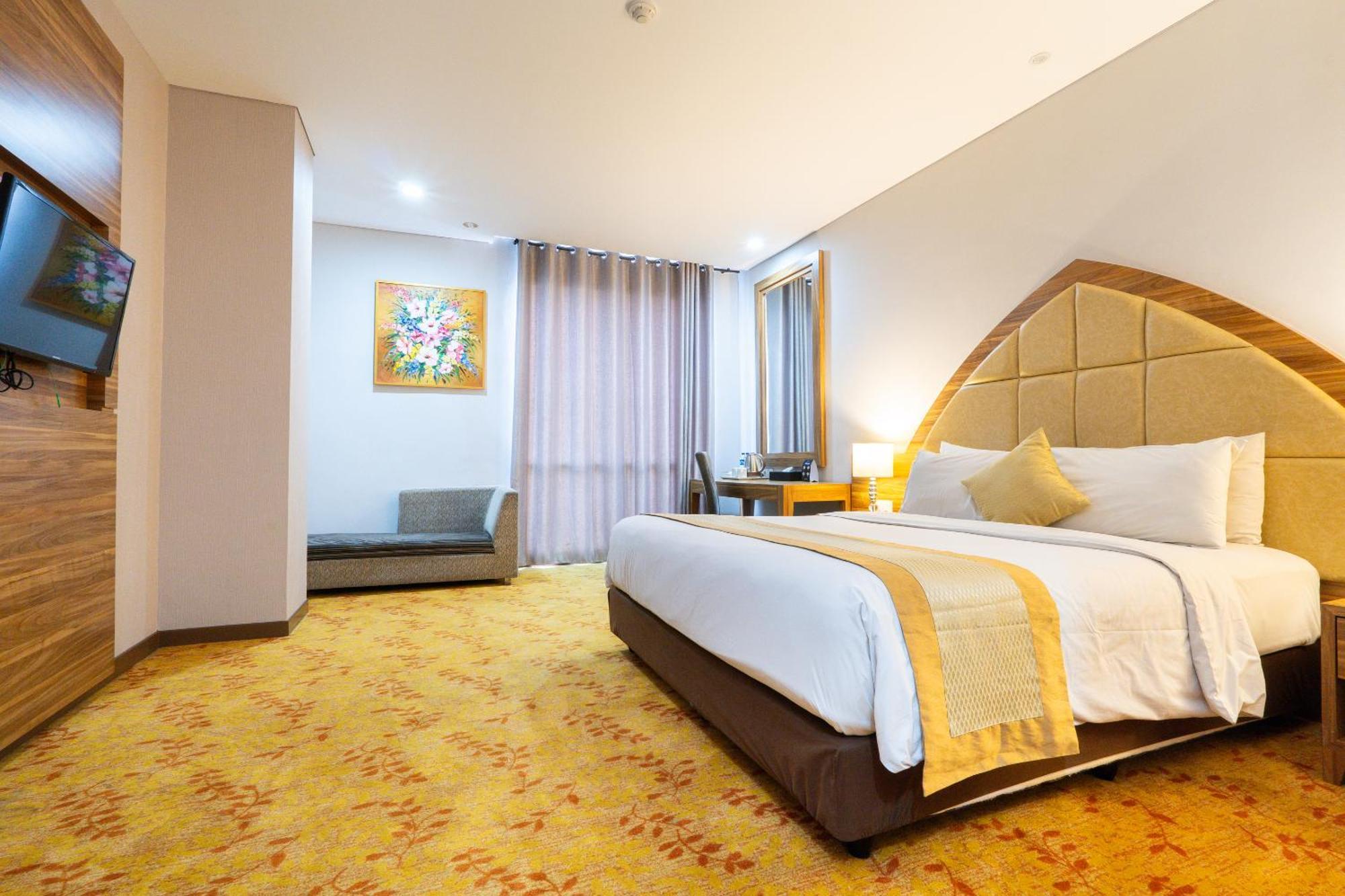 Grand Serela Yogyakarta Exterior photo
