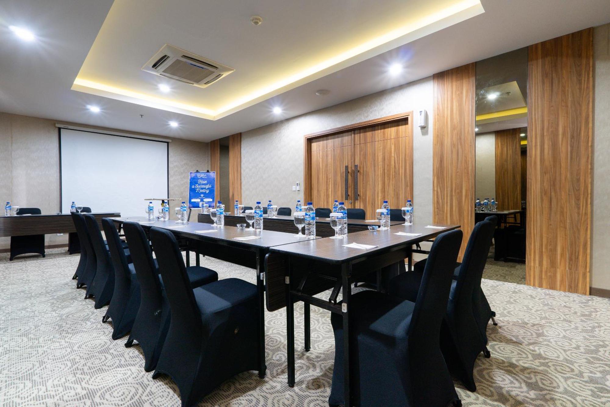 Grand Serela Yogyakarta Exterior photo