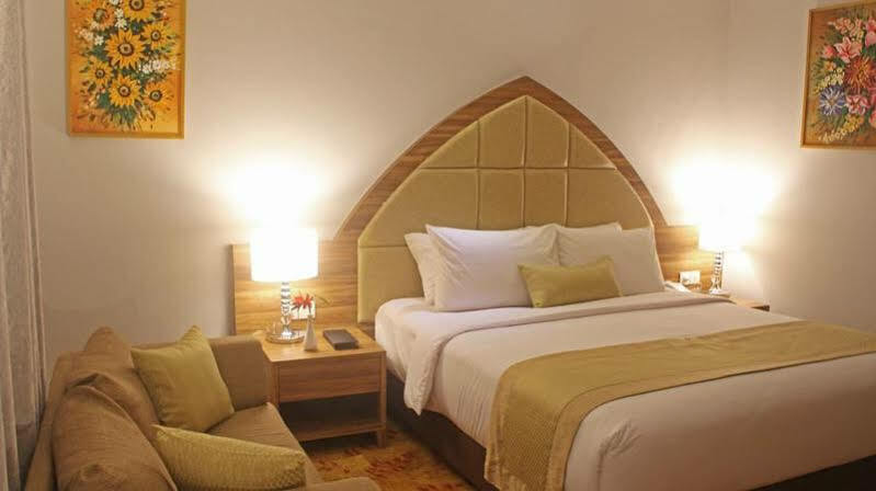 Grand Serela Yogyakarta Exterior photo